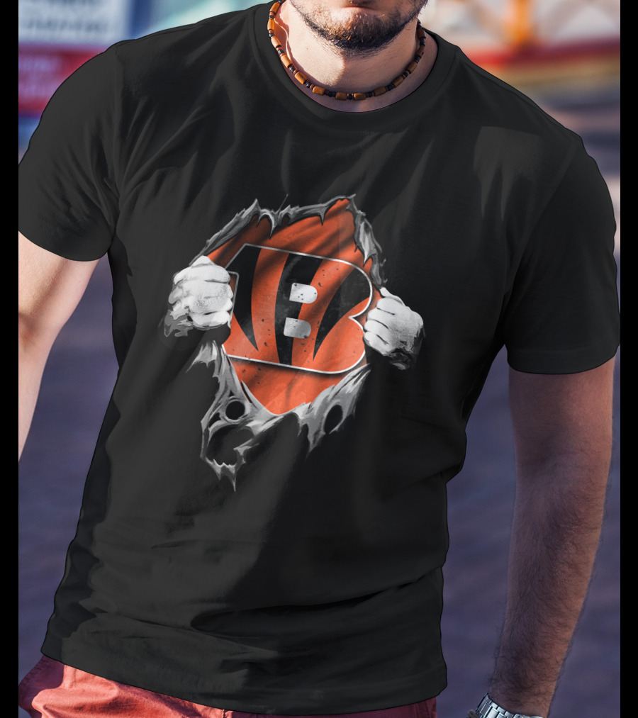 Torn V2 Cincinnati Bengals Orange B T-Shirt