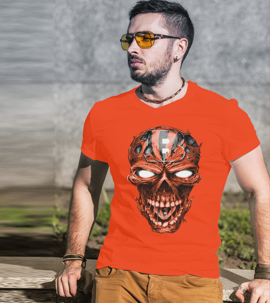 Cincinnati Bengals Skull V2 Creepy Horror Fan Gear T-Shirt