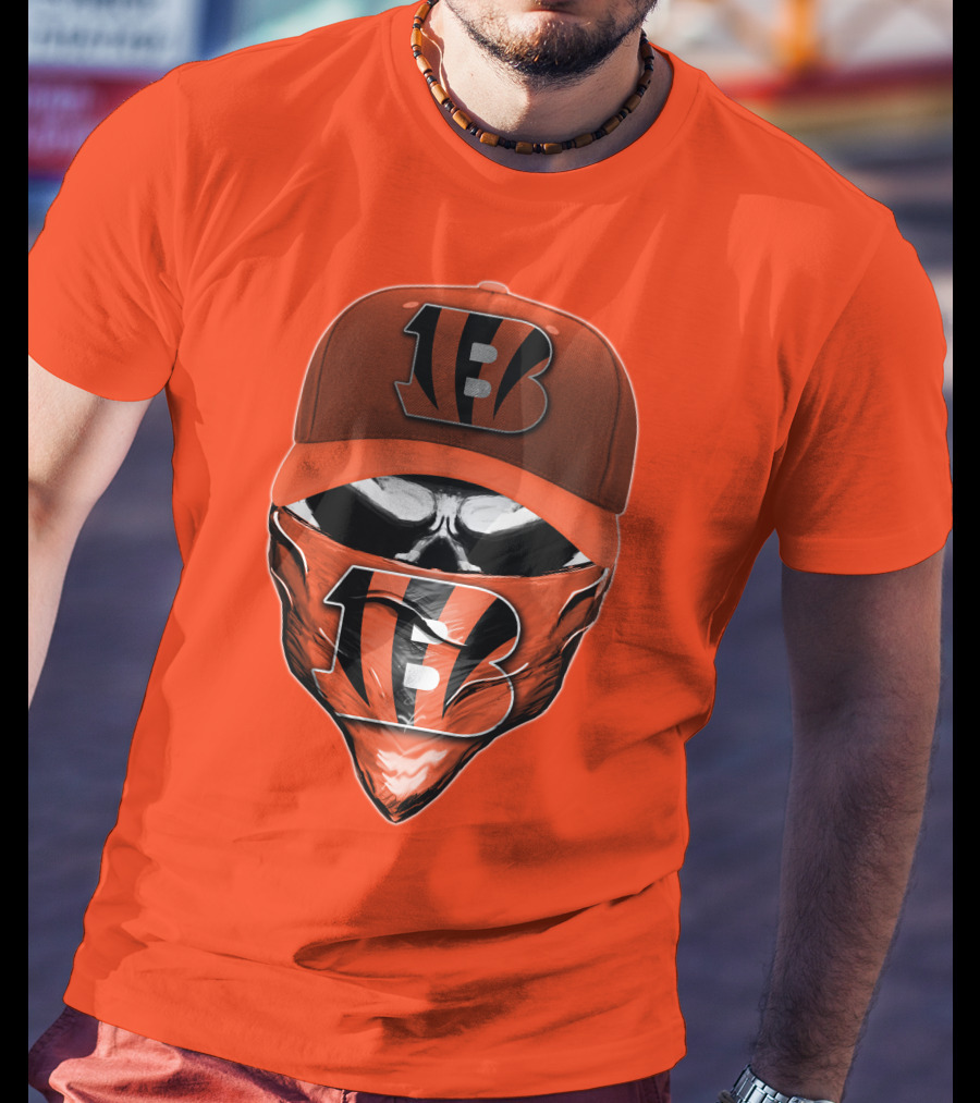 Cincinnati Bengals Skull Mask V6 T-Shirt