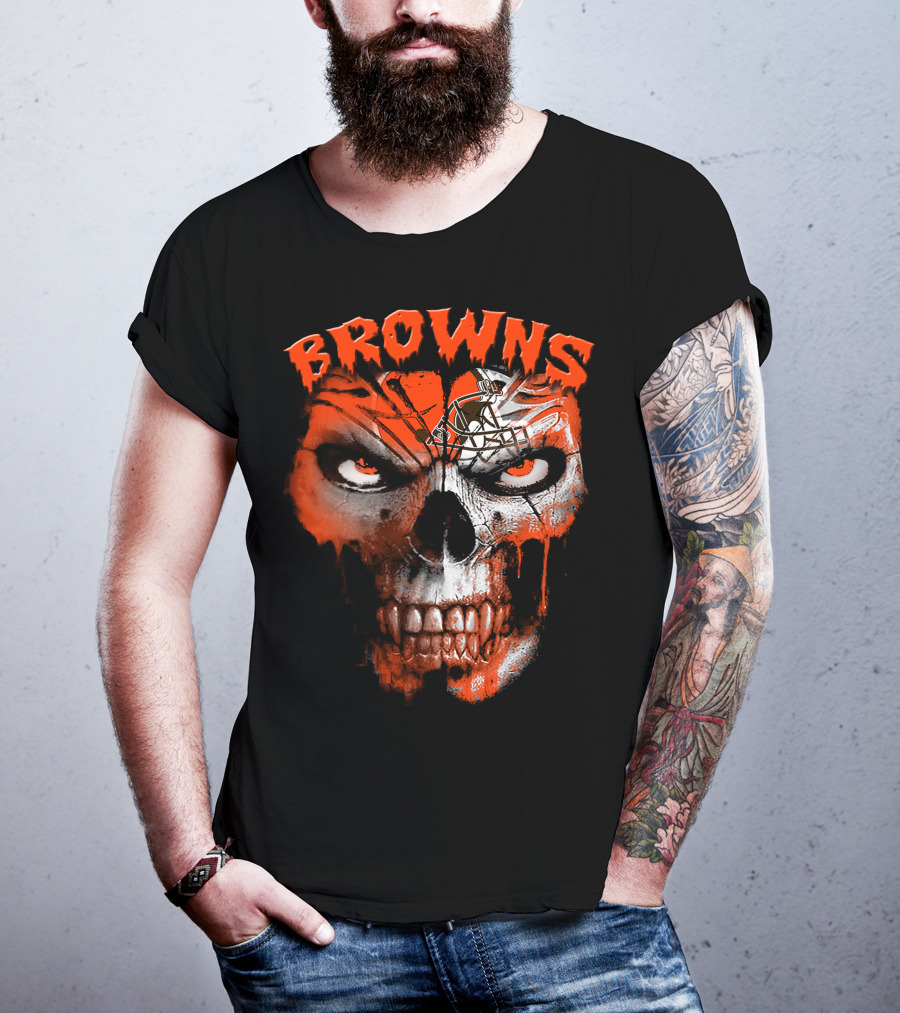 Browns Skull Design With Helmet T-Shirt