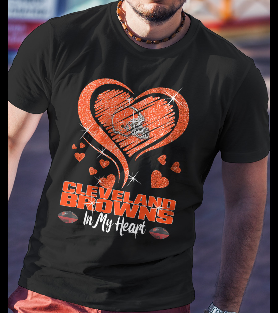 CLEVELAND BROWNS In My Heart Sparkling Helmet And Hearts T-Shirt