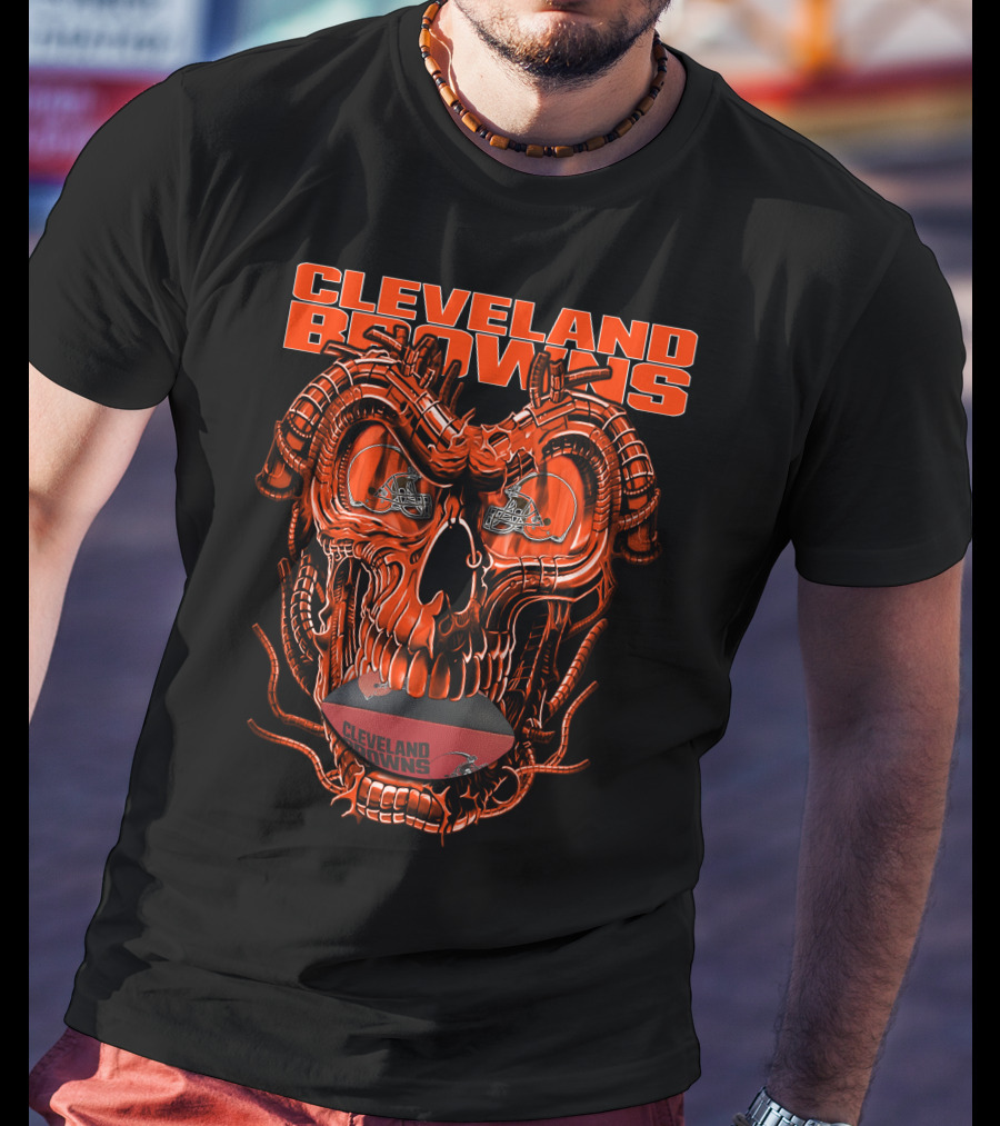 Dragonskull CLEVELAND BROWNS Helmet Skull Football T-Shirt