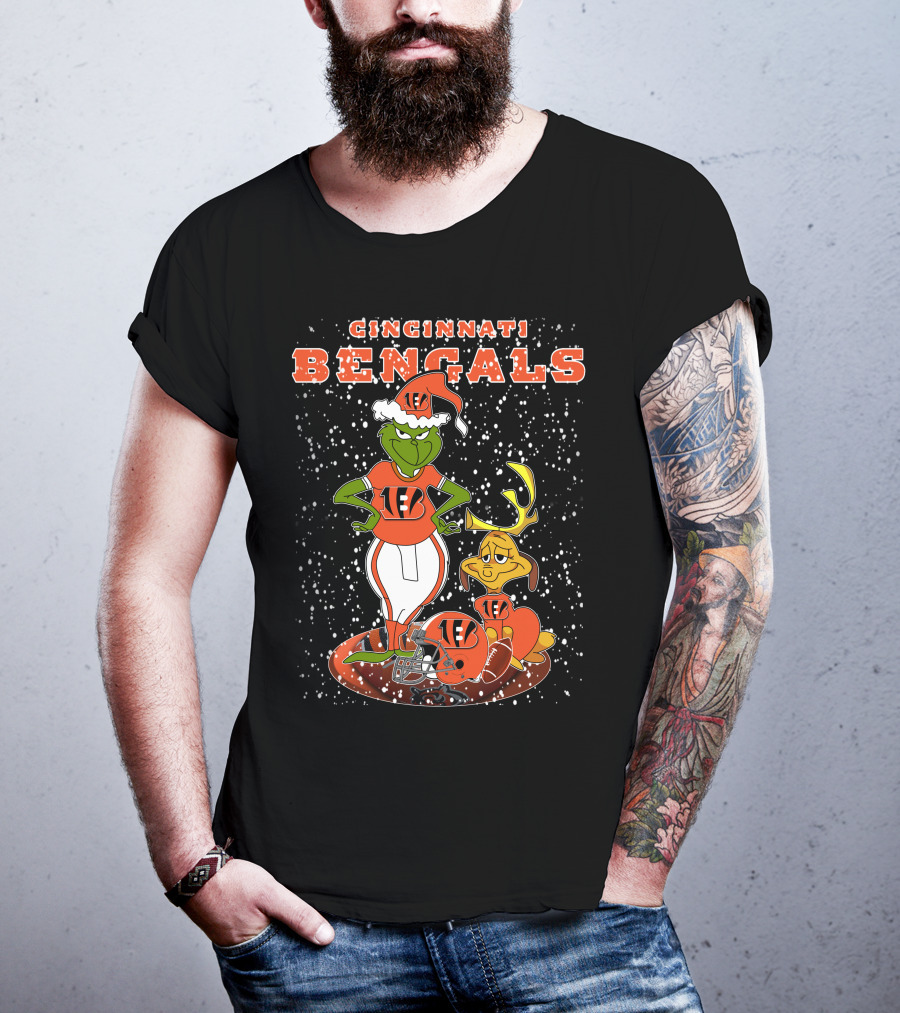 CINCINNATI BENGALS Grinchxmas Snowfall Football T-Shirt