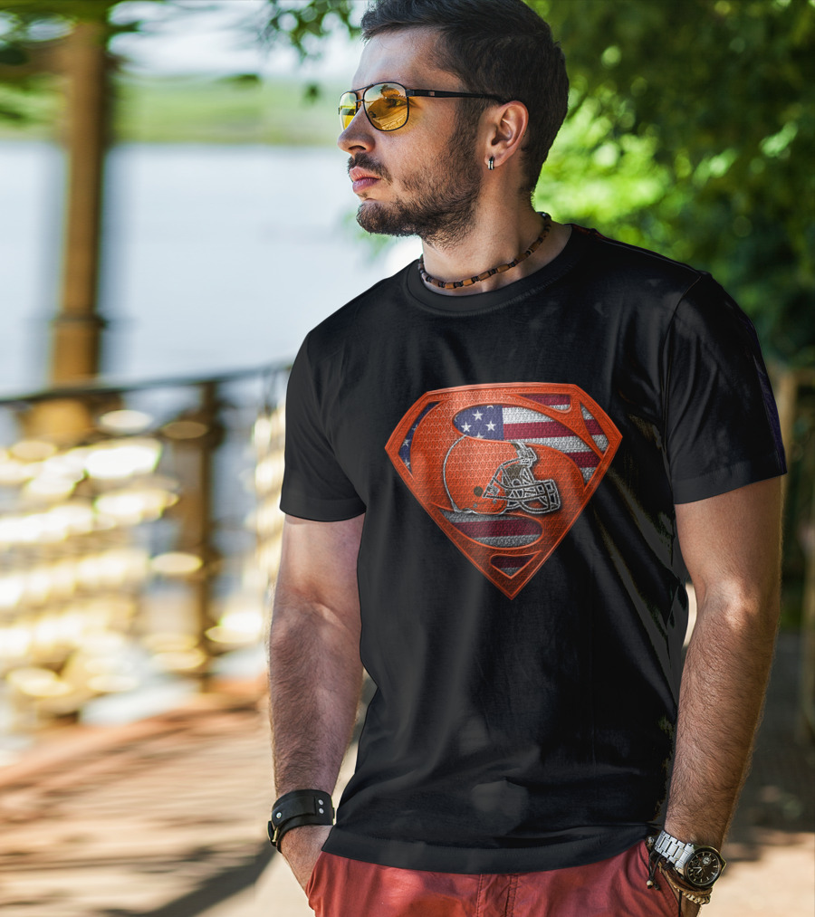 Spm Cleveland Browns Superhero Logo USA Flag Football Helmet T-Shirt