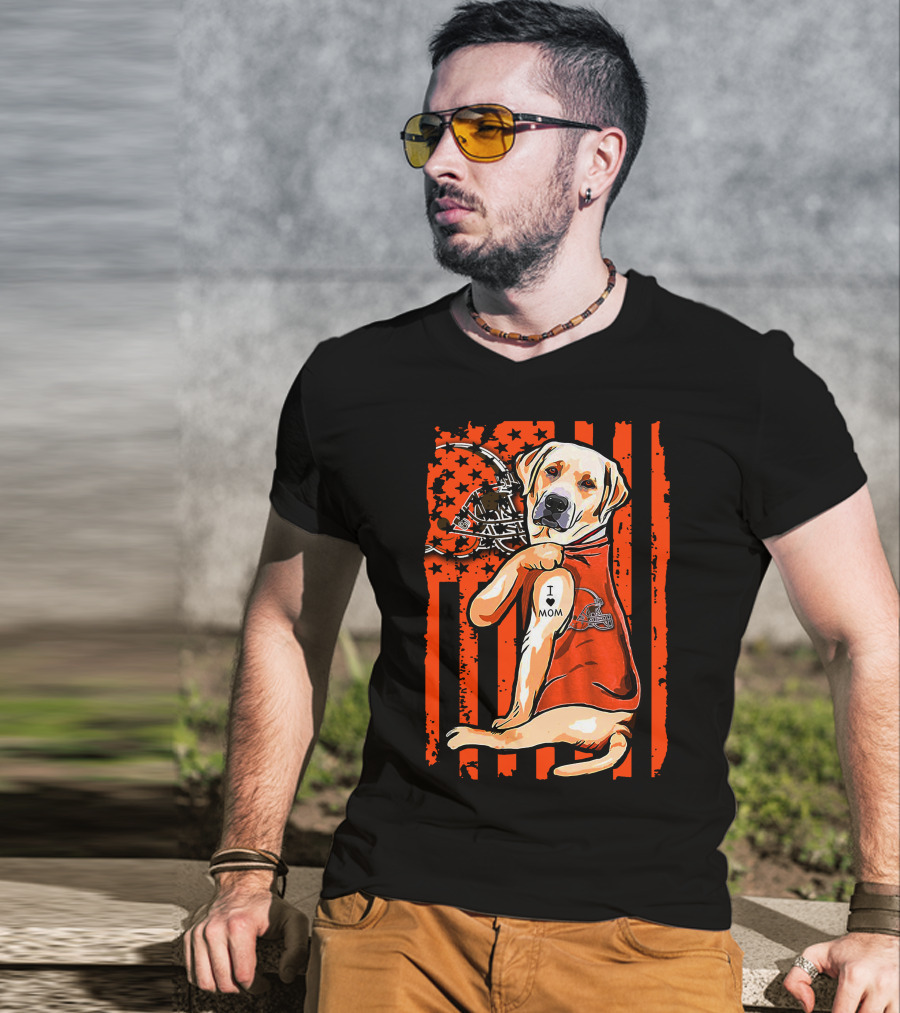 Labrador Retriever In Cleveland Browns Colors With Football Helmet And I Love Mom Tattoo T-Shirt