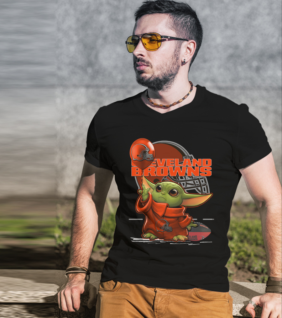 Yoda CLEVELAND BROWNS Football Helmet And Baby Yoda In Jersey T-Shirt