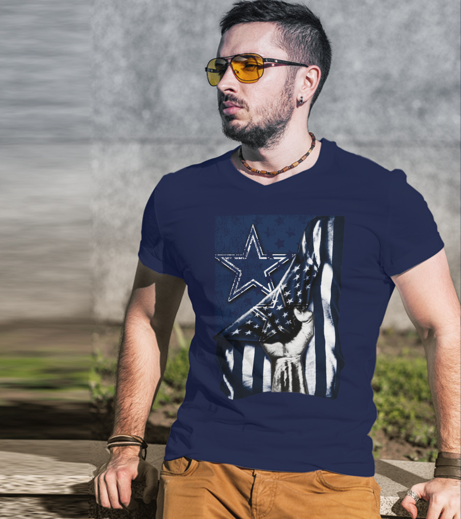 Dallas Cowboys Star With American Flag And Fist T-Shirt