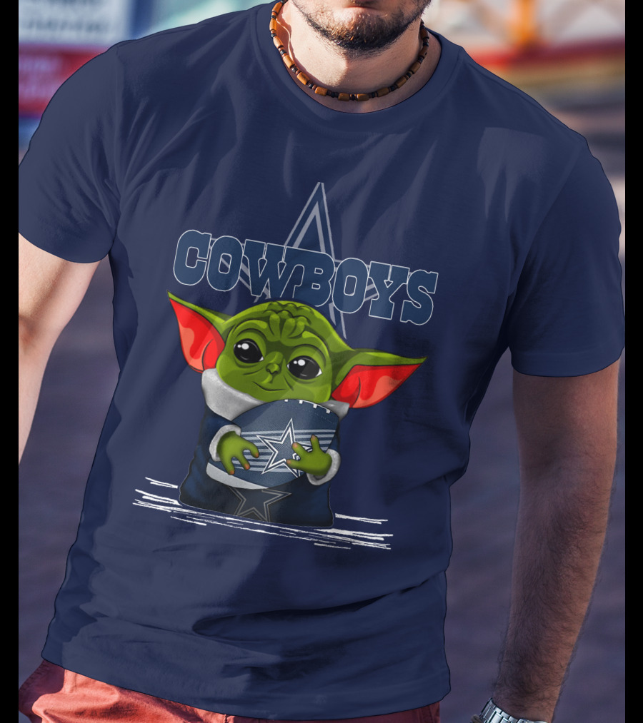 COWBOYS Yoda Holding Football Star T-Shirt