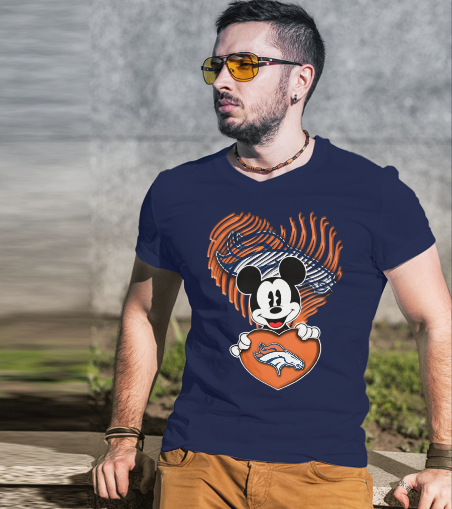 Mickey Mouse Holding Denver Broncos Logo Heart With Bronco Horse Outline T-Shirt