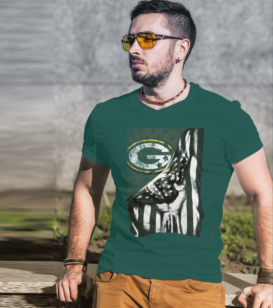 Flag V1 Green Bay Packers Stars And Stripes Power Fist T-Shirt