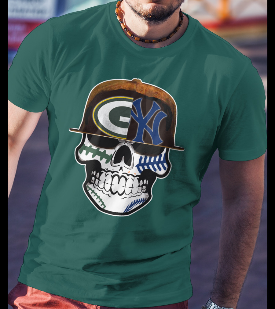 Green Bay Packers New York Yankees Split Skull Cap T-Shirt