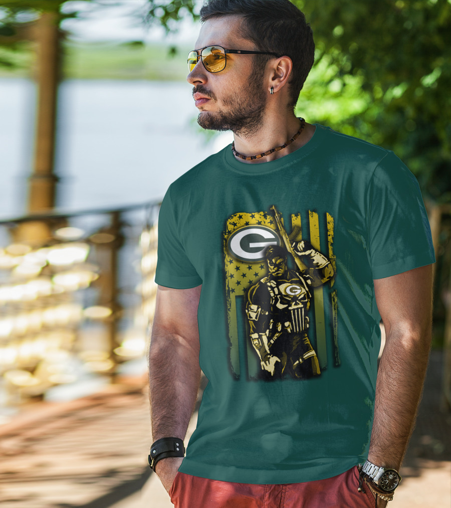 Green Bay Packers Soldier With Rifle And American Flag T-Shirt