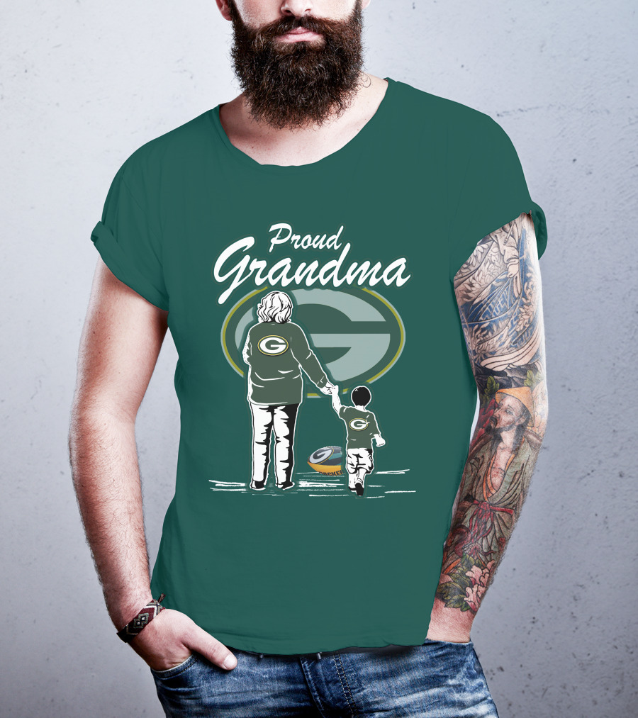 Proud Grandma Green Bay Packers Family Logo Scene T-Shirt