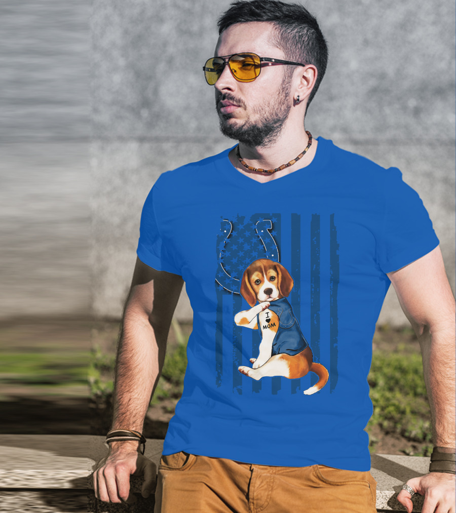 Beagle Wearing I Love Mom Indianapolis Colts Shirt With Horseshoe T-Shirt