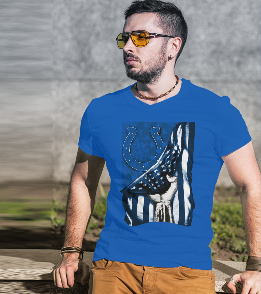 Indianapolis Colts American Flag Horseshoe T-Shirt