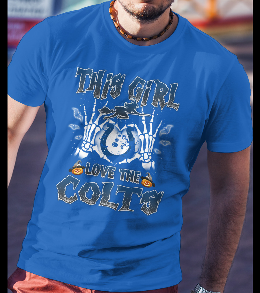 This Girl Love The Colts Halloween Skeleton Hands Pumpkin T-Shirt