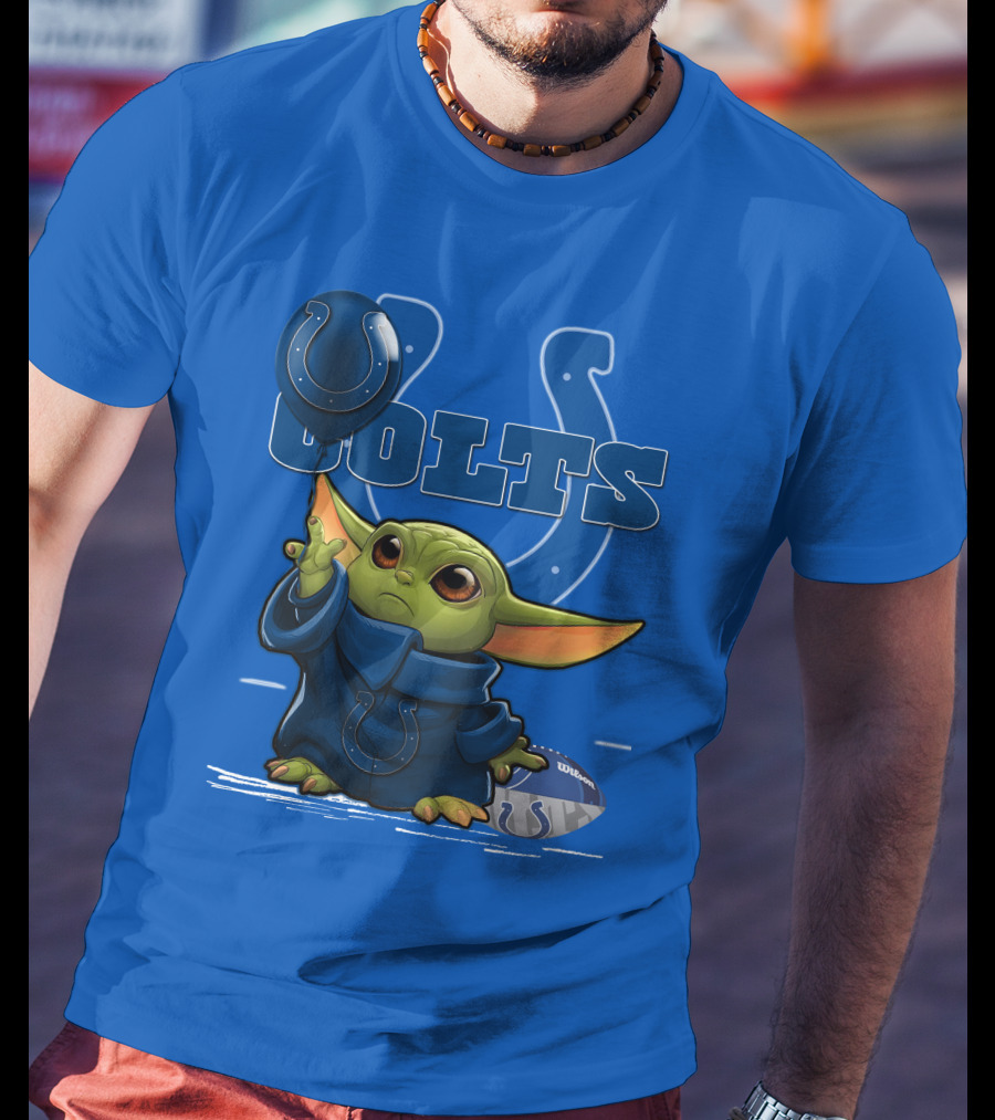 Colts Yoda Holding Horseshoe Balloon And Football T-Shirt
