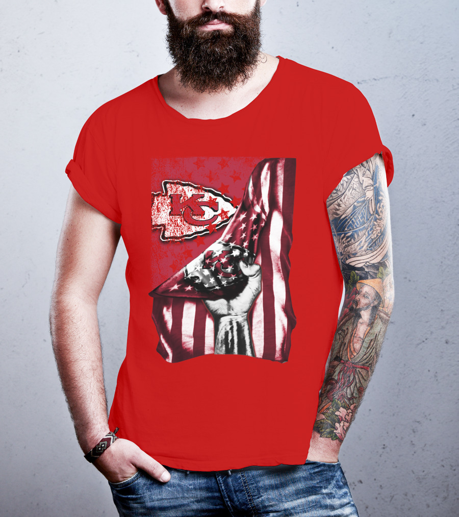 Kansas City Chiefs Arrowhead With American Flag Motif T-Shirt