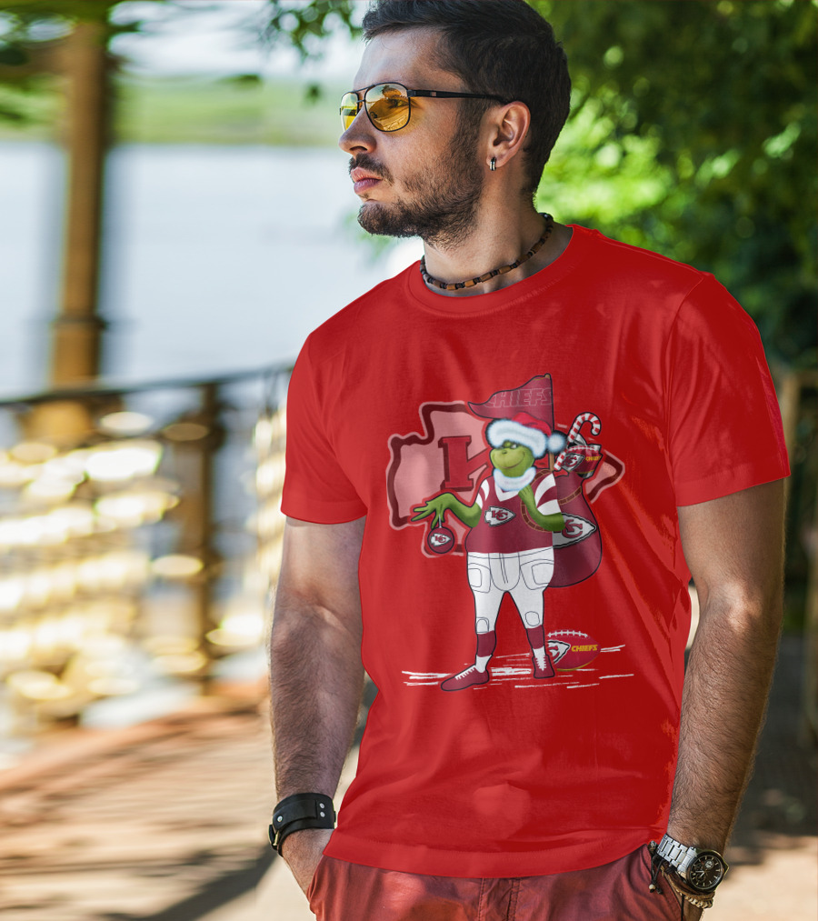 Grinchxmas Kansas City Chiefs Holiday Football Theme T-Shirt