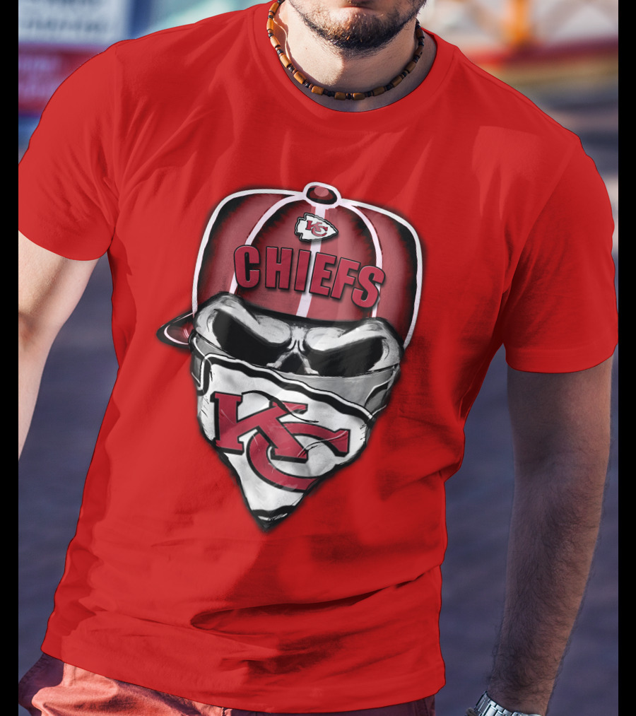 Kansas City Chiefs Skull Bandana Logo Cap T-Shirt