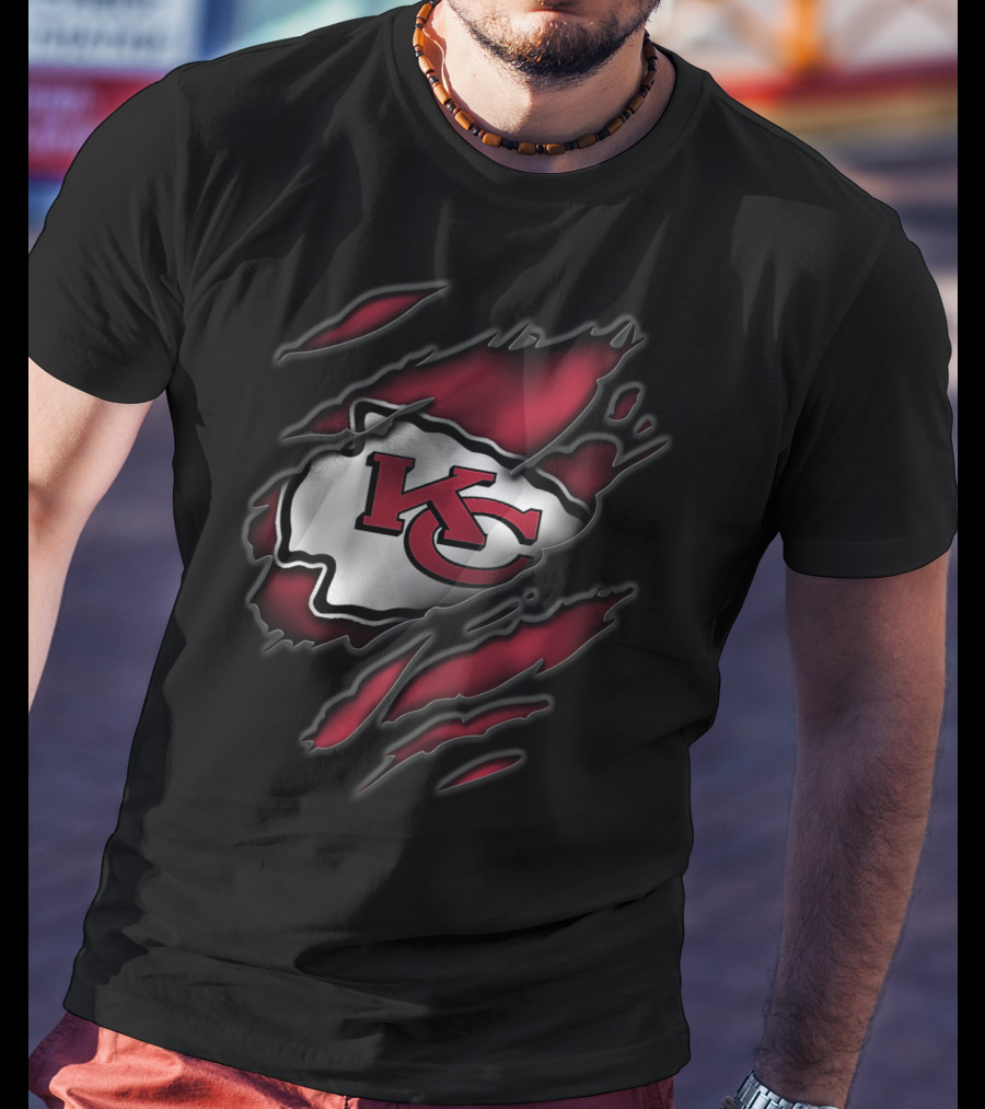 Torn Kansas City Chiefs KC Arrowhead Logo Tear Effect T-Shirt