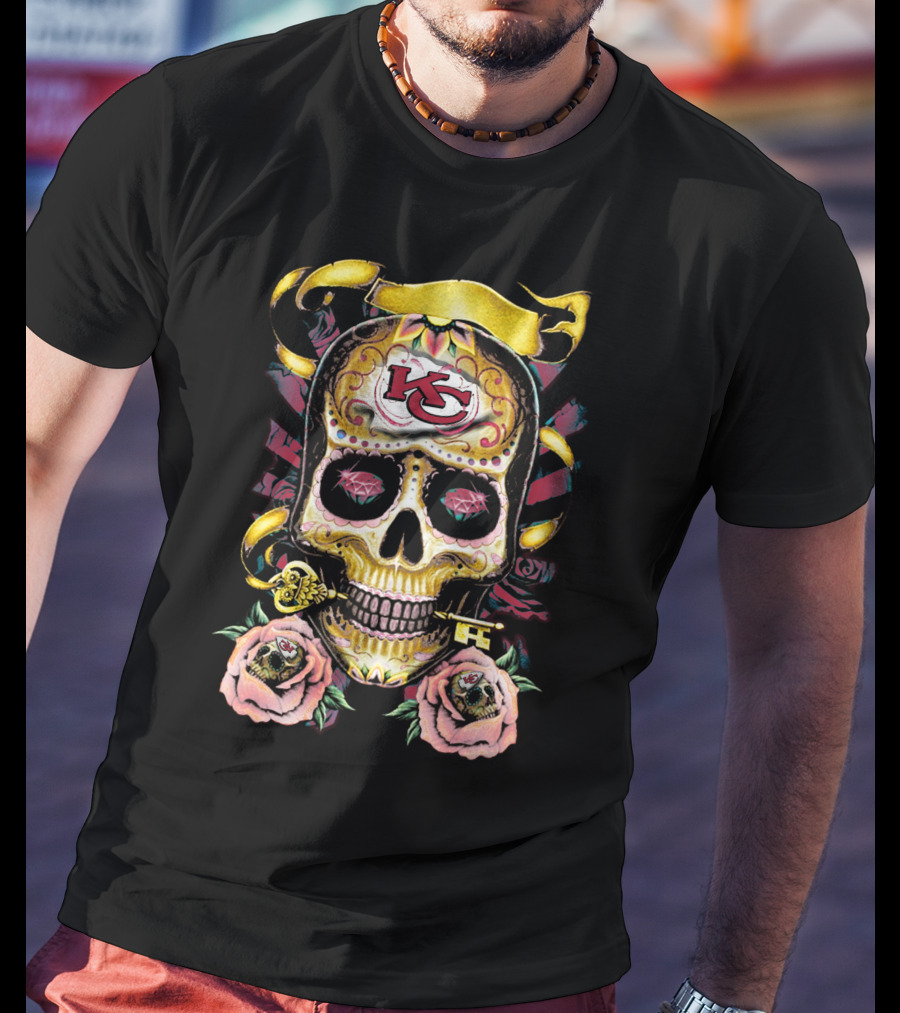 Kansas City Chiefs 79 Skull Key Roses T-Shirt