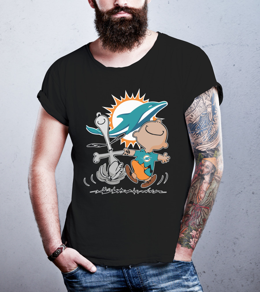 Miami Dolphins 44 Peanuts Characters Dancing T-Shirt