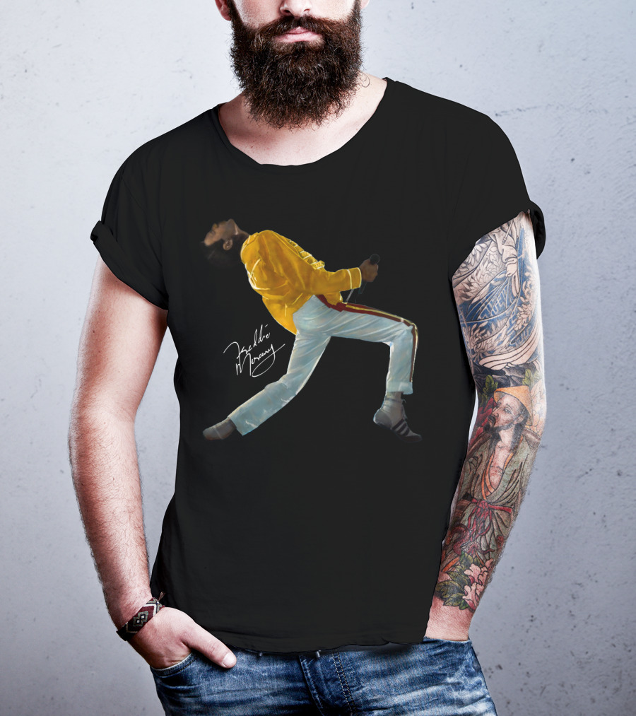 Freddie Mercury Wembley Yellow Jacket Live Pose T-Shirt