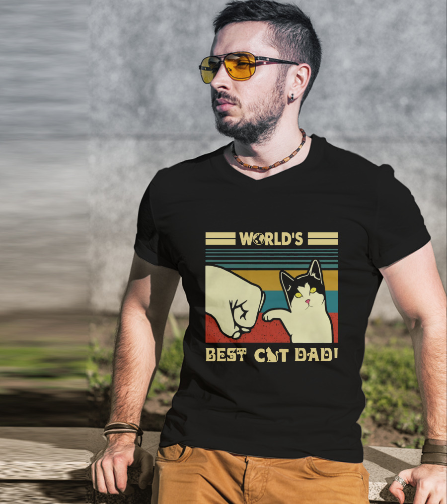 World's Best Cat Dad Fist Bump Retro Stripe T-Shirt