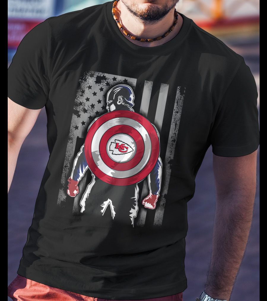 Kansas City Chiefs Captain America Shield With American Flag T-Shirt