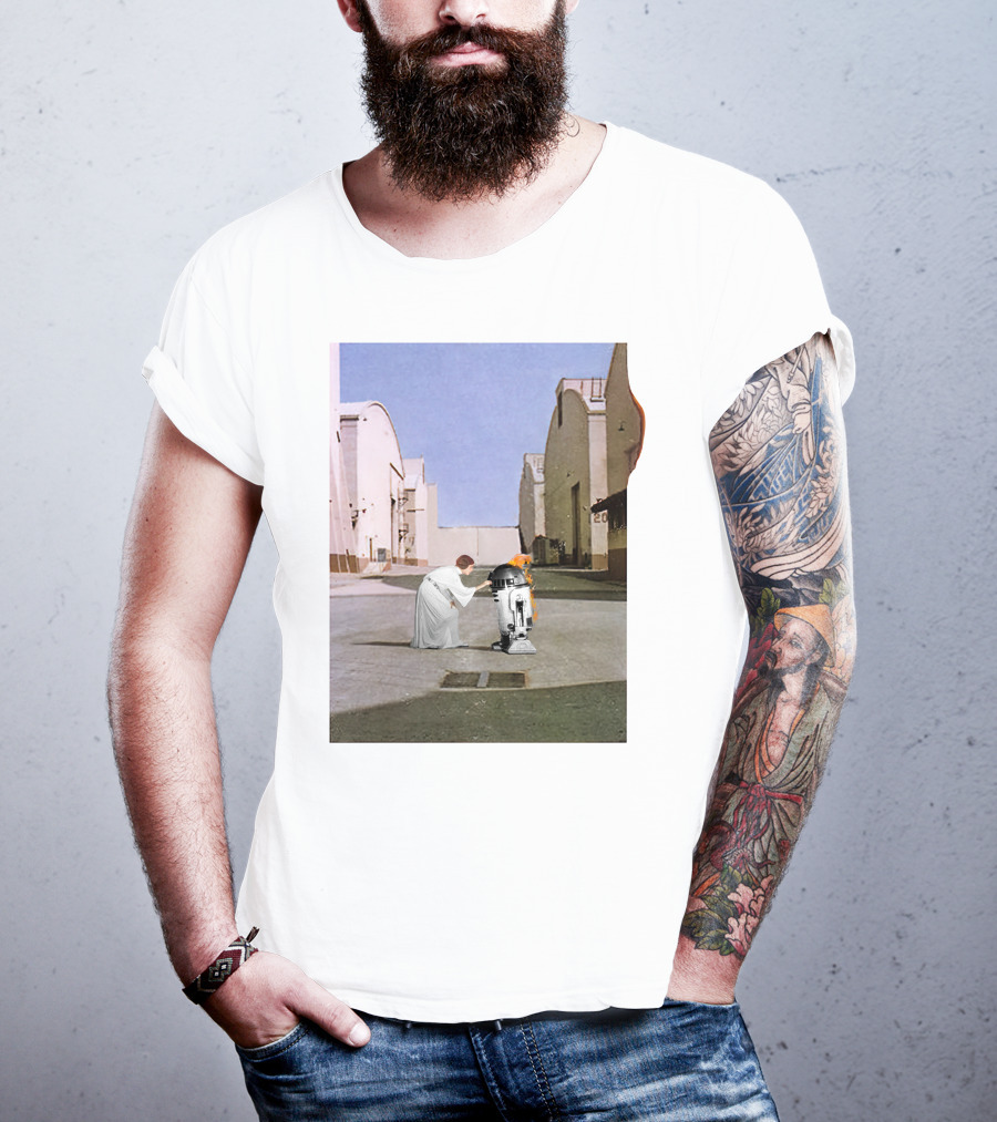 Wish You Were Leia With Princess And Droid In Iconic Courtyard Scene T-Shirt