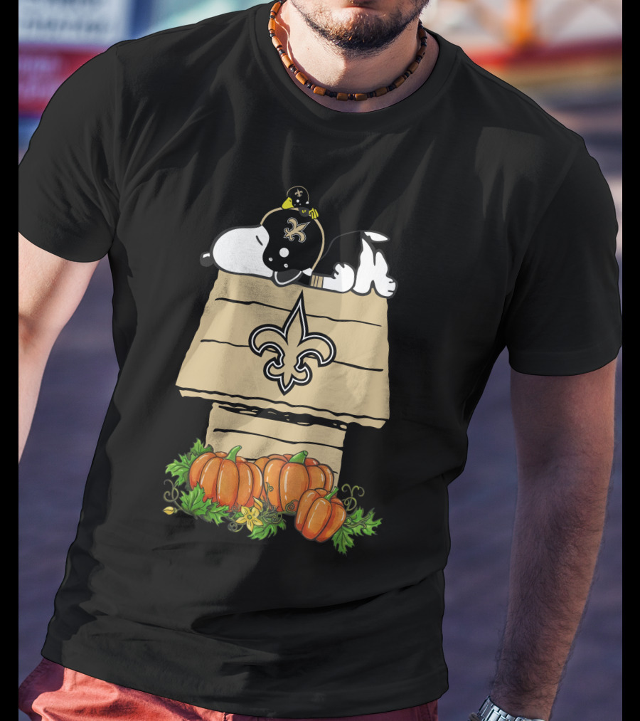 New Orleans Saints Snoopy Doghouse Pumpkin Patch T-Shirt