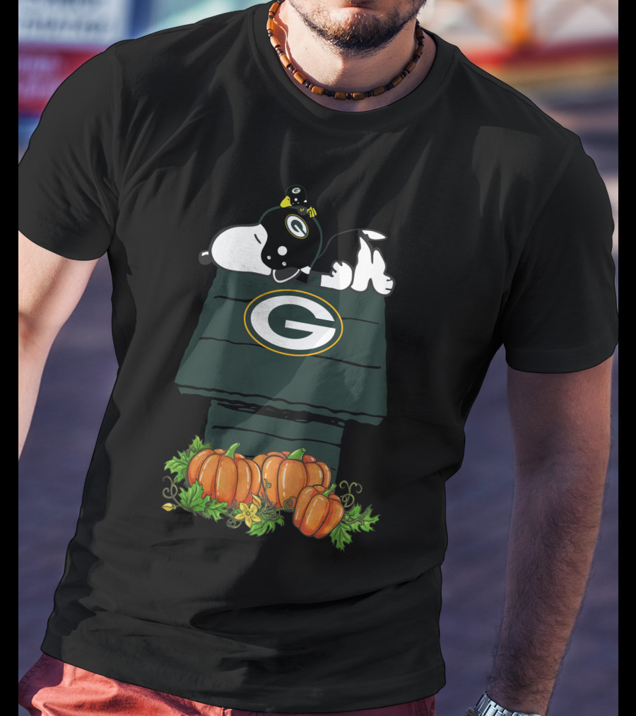 Green Bay Packers Snoopy Pumpkin Doghouse Halloween T-Shirt