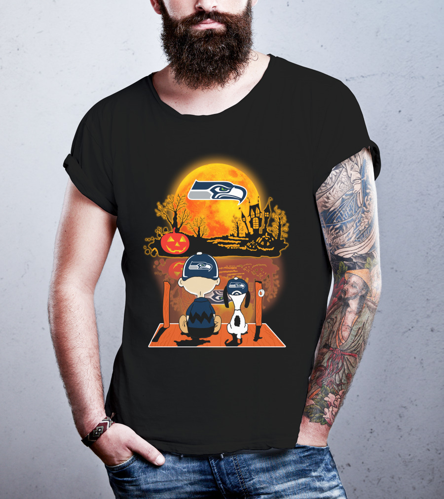 Seattle Seahawks Snoopy Charlie Brown Pumpkin Halloween Night Moon T-Shirt
