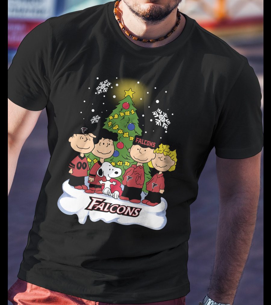 Snoopy Atlanta Falcons Christmas Peanuts Characters Snowflakes Tree T-Shirt