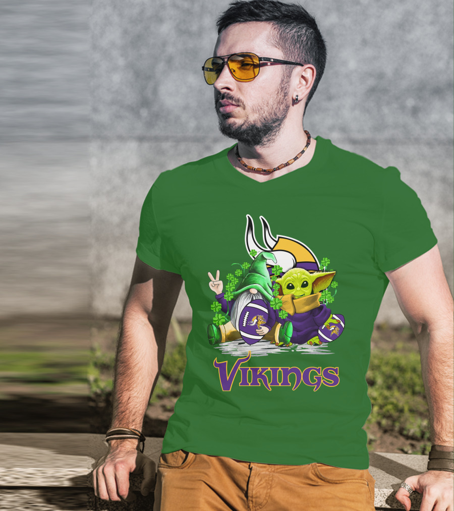 Vikings St. Patrick's Day Gnome And Green Alien With Football T-Shirt