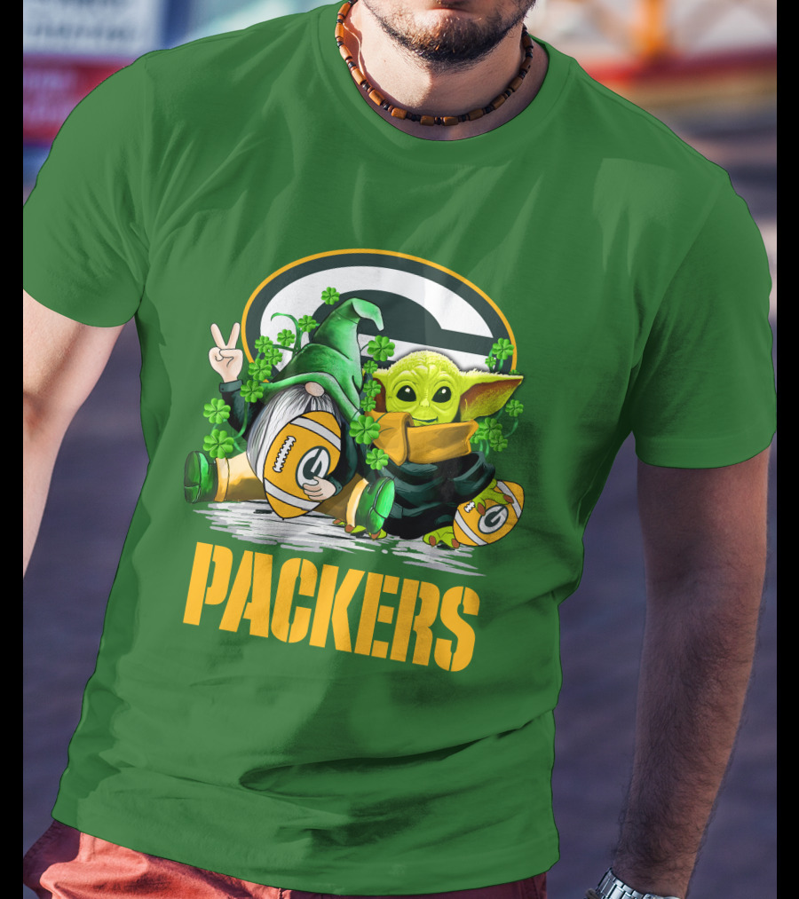 Green Bay Packers Shamrock Gnome And Alien Football St. Patrick's Day T-Shirt