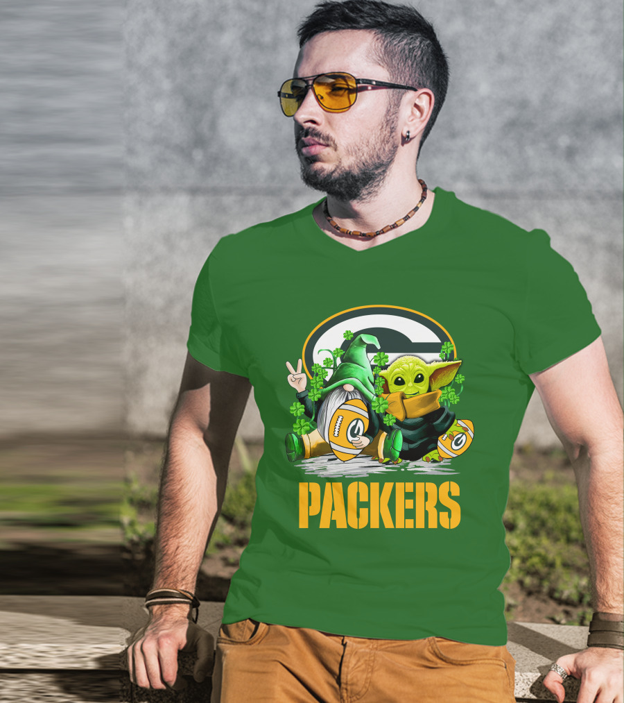 Green Bay Packers Shamrock Gnome And Alien Football St. Patrick's Day T-Shirt
