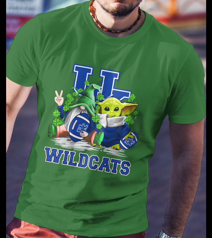 Kentucky Wildcats Football St. Patrick’s Day Shamrock Gnome And Green Alien T-Shirt