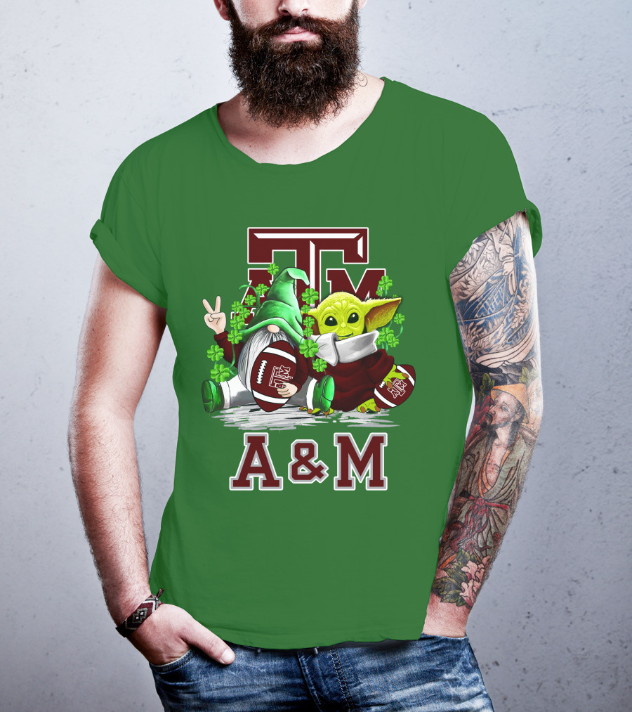 Texas A&M Aggies Football St. Patrick’s Day Gnome And Baby Alien With Shamrocks T-Shirt