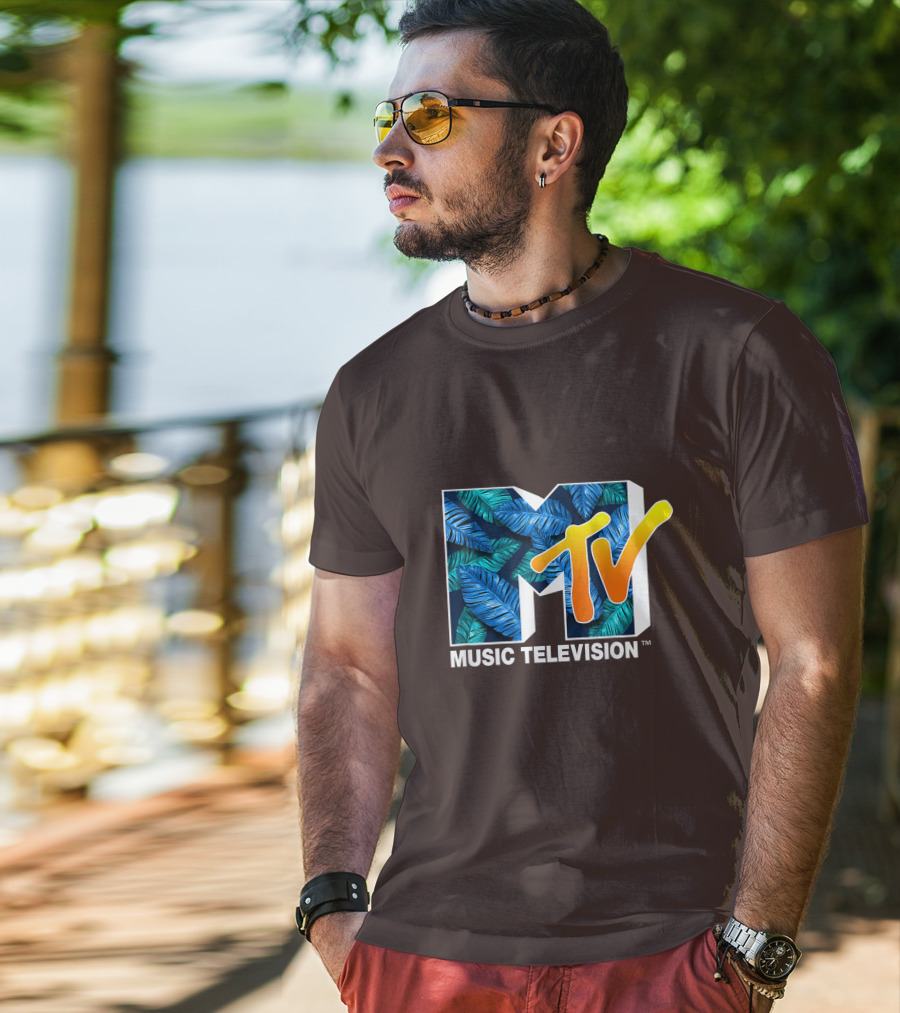 MTV Music Television Blue Green Tropical Leaf Fill T-Shirt