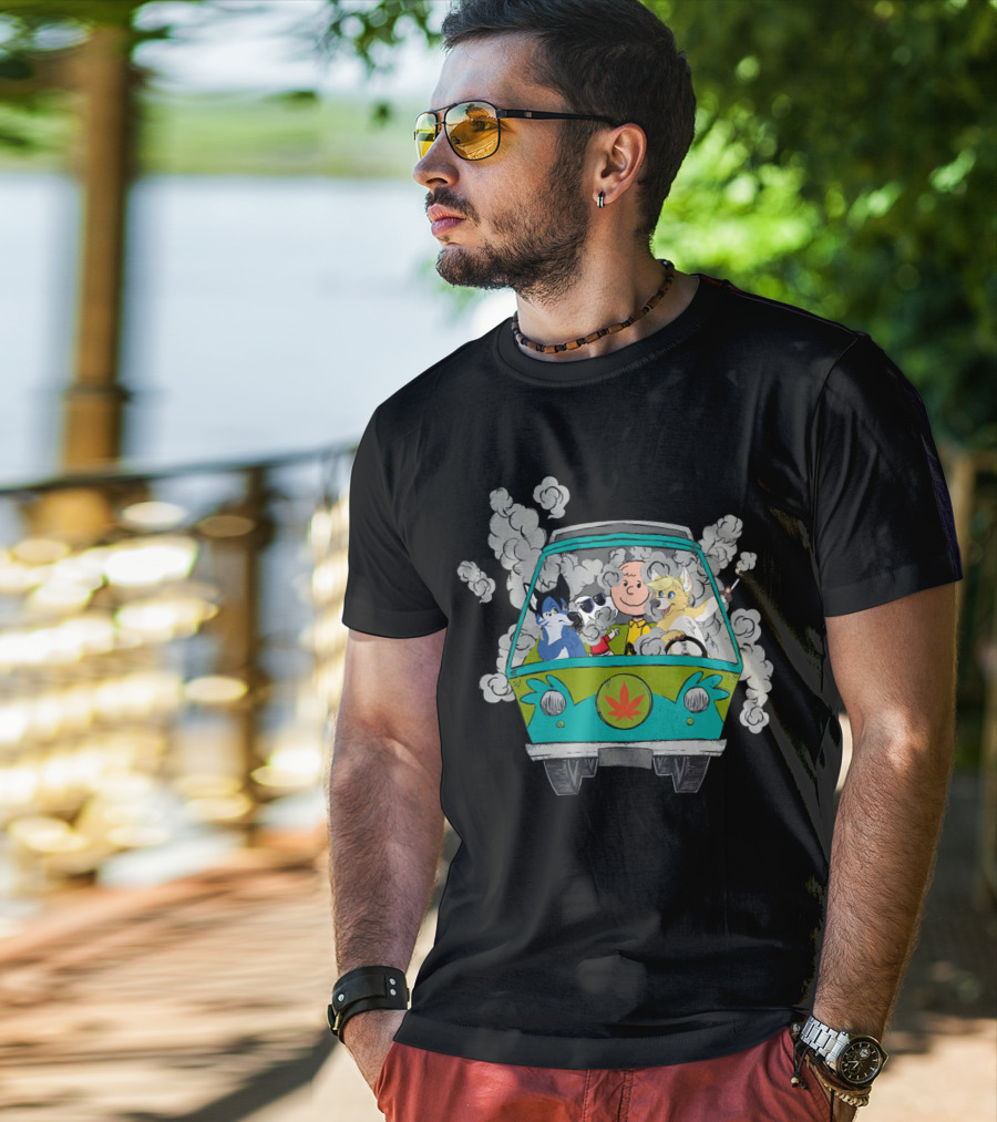 Corgi Ds0 Charlie Brown Woodstock Van Cannabis Smoke T-Shirt