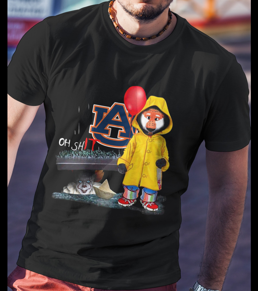 Auburn Tigers IT Parody Pennywise Raincoat Red Balloon Horror Crossover T-Shirt