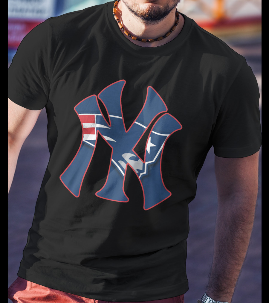 New York Yankees New England Patriots Logo Fusion T-Shirt
