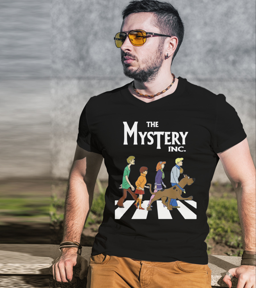 The Mystery Inc. Scooby Doo Abbey Road Walking Classic T-Shirt