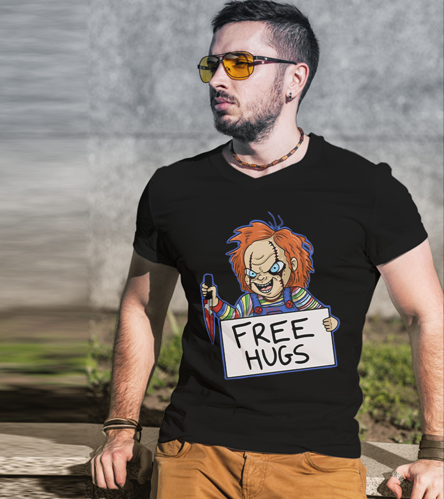 Chucky Free Hugs With Knife And Red Hair T-Shirt