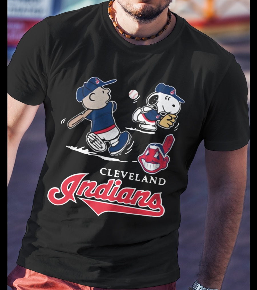 Charlie Brown Snoopy Cleveland Indians Baseball Peanuts T-Shirt