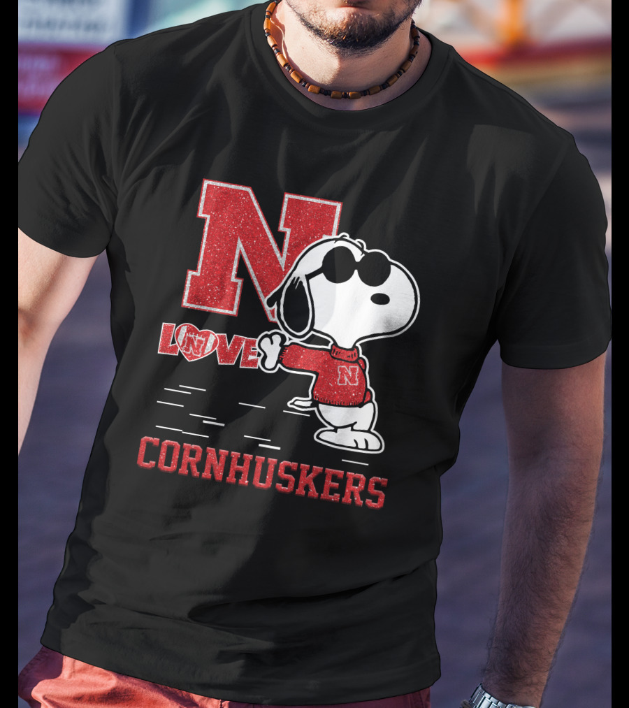 Snoopy Nebraska Cornhuskers Love N T-Shirt