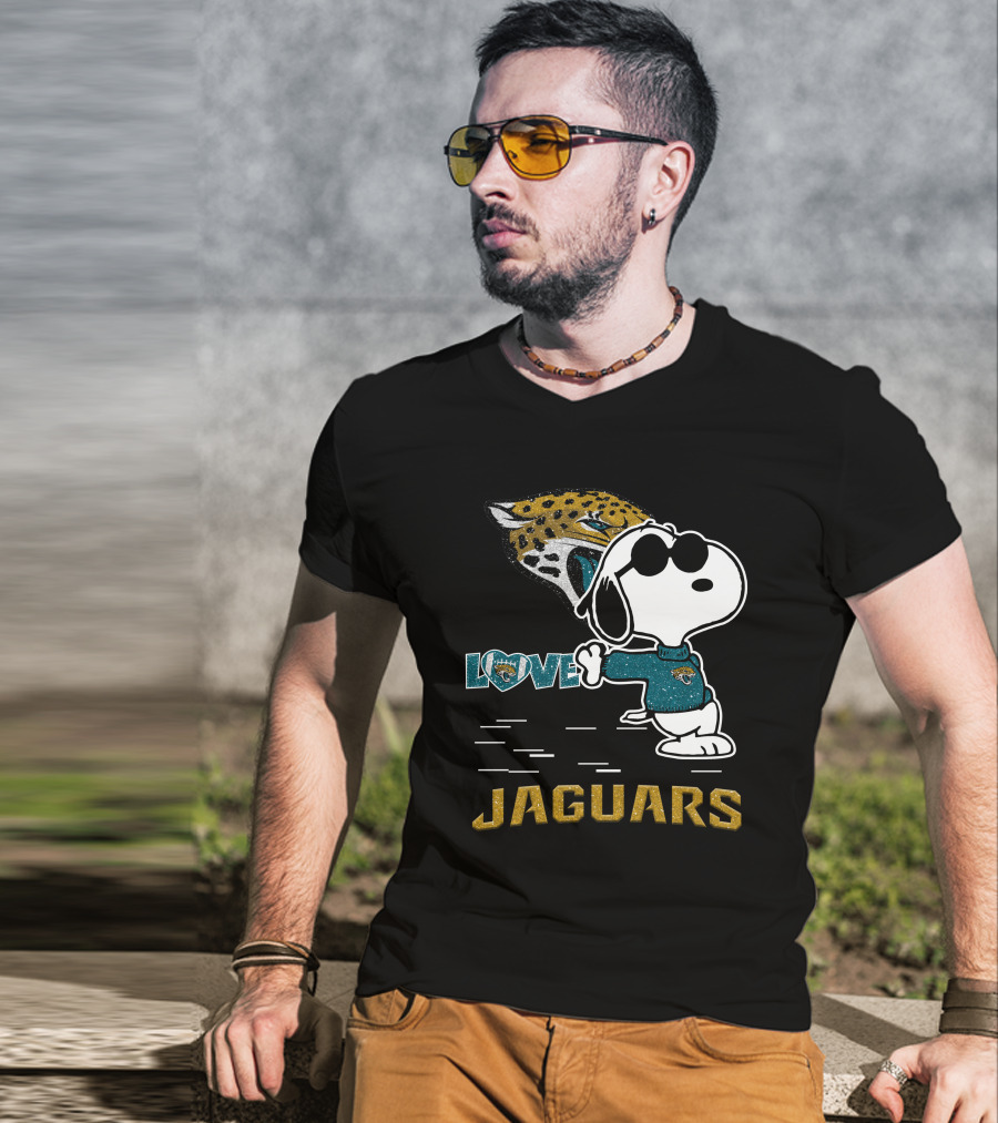 Snoopy Love Jacksonville Jaguars Jaguars T-Shirt