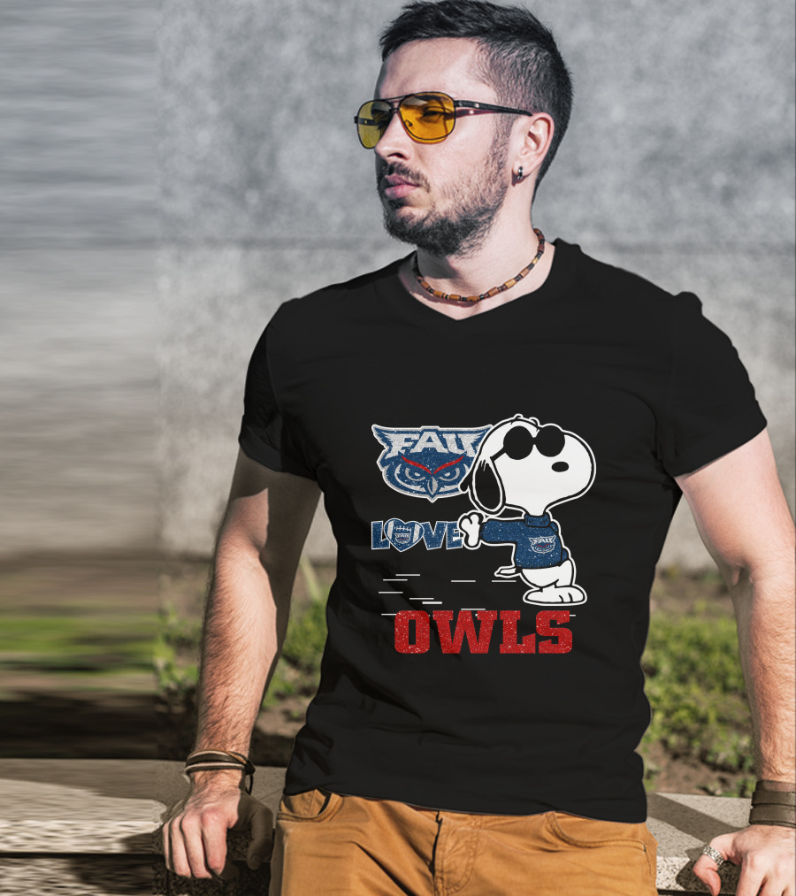 Snoopy Love FAU Owls Football T-Shirt